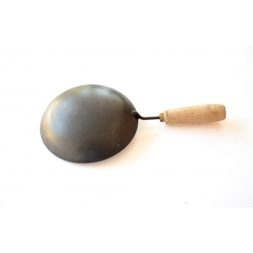 Iron Tadka Pan (Kadukuthali)-Wooden handle