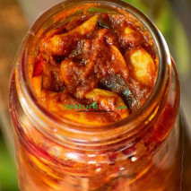 Garlic Pickle 